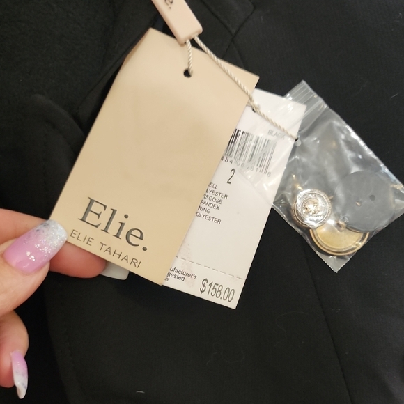 Elie Tahari Black and Gold Blazer with Peaked Lapels - Picture 2 of 5